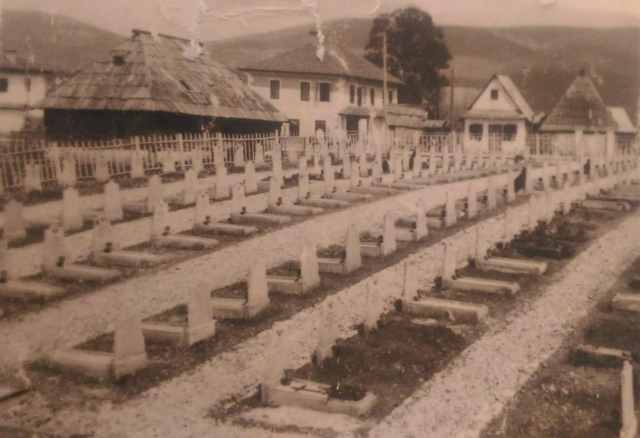 Albania, 1941. Cimitero di guerra italiano