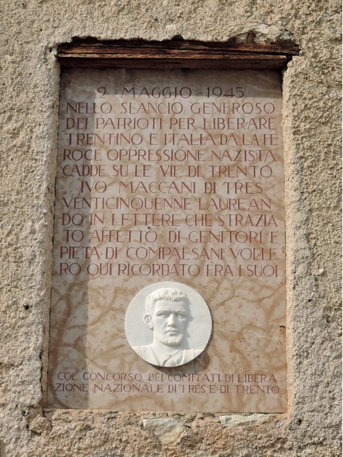 TARGA RICORDO DEDICATA AL PARTIGIANO IVO MACCANI