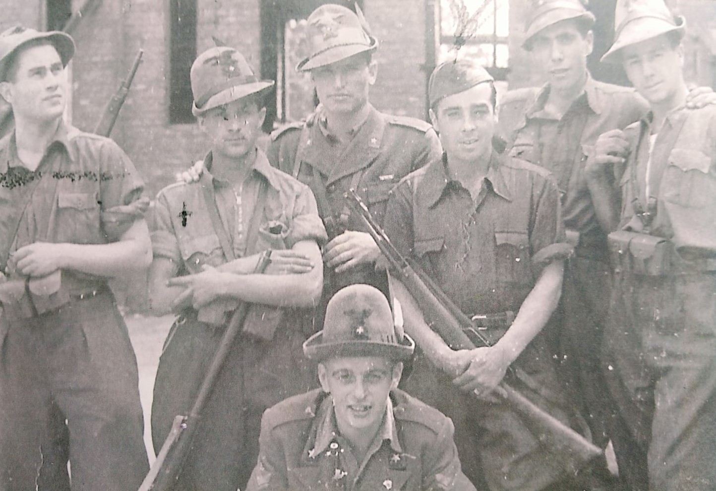 ANACLETO TOMASONI ASSIEME AL CUGINO RENATO SAIANI, POI DECEDUTO SUL FRONTE ORIENTALE
